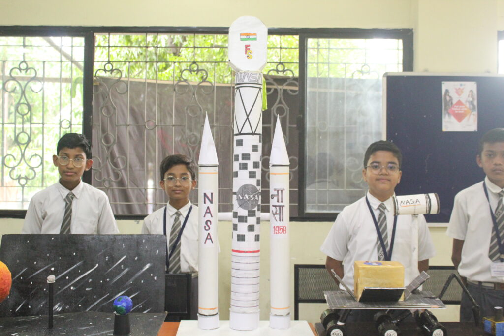 Student Showcasing Talent at INTERSTELLA 2023